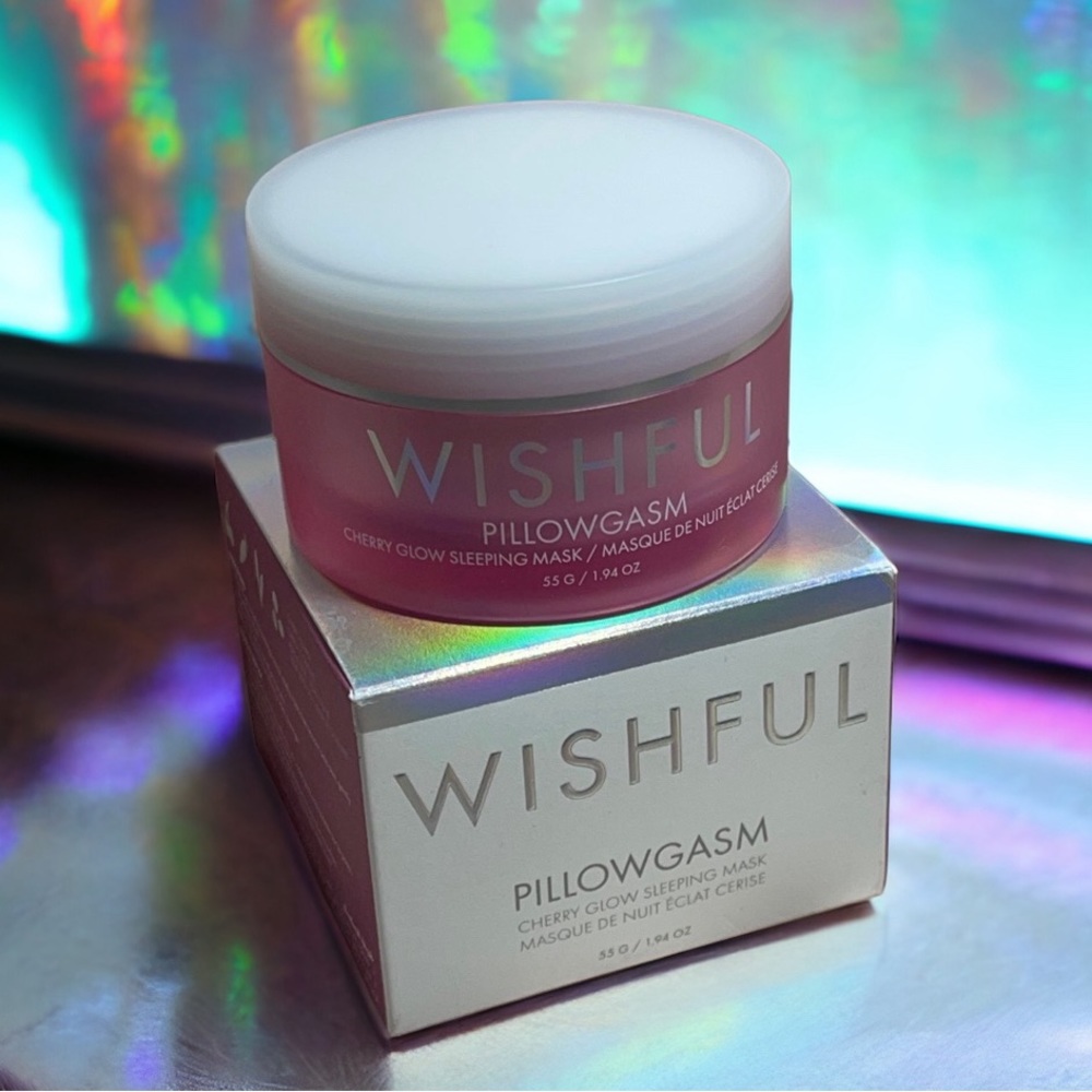 ⚫️ Huda Beauty Wishful Pillowgasm Vitamin-Rich Cherry Glow Sleep Mask Full-Size